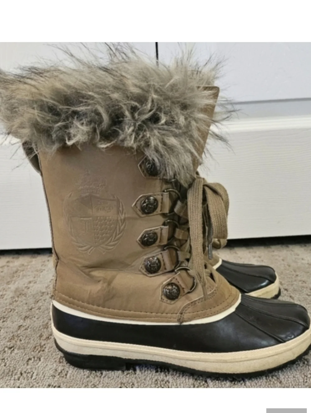 Juicy Couture Sarabeth Faux Fur Snow Boots Y2K Snow Bunny Gorpcore Tan 6